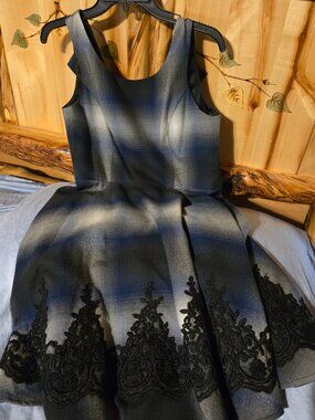 Jessica Simpson Dress.   Size 6 EUC